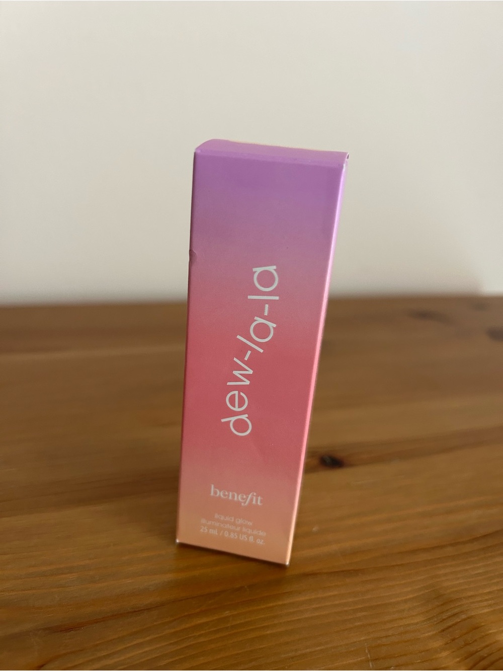 Benefit Cosmetics Dew-la-la Liquid Glow Highlighter